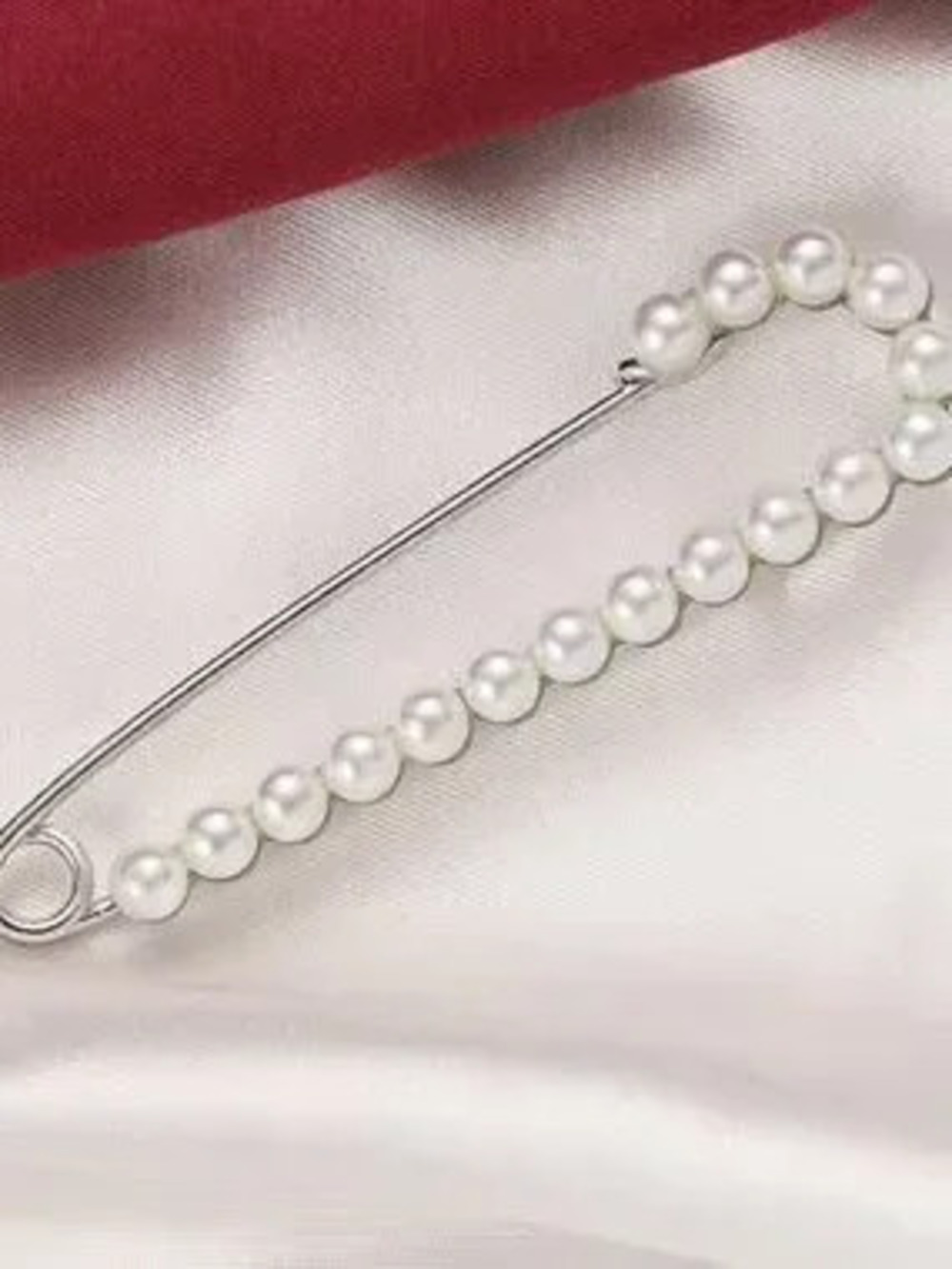 Pearl Safety Pin Brooch - White Pearls